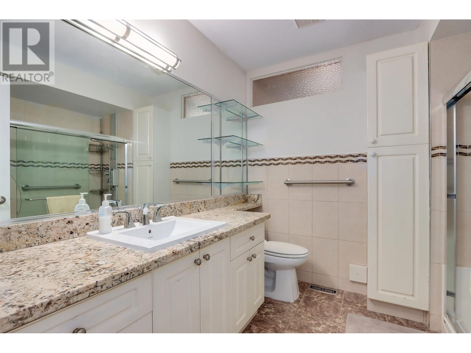 6525 Denbigh Avenue, Burnaby, British Columbia  V5H 3R7 - Photo 16 - R3018249
