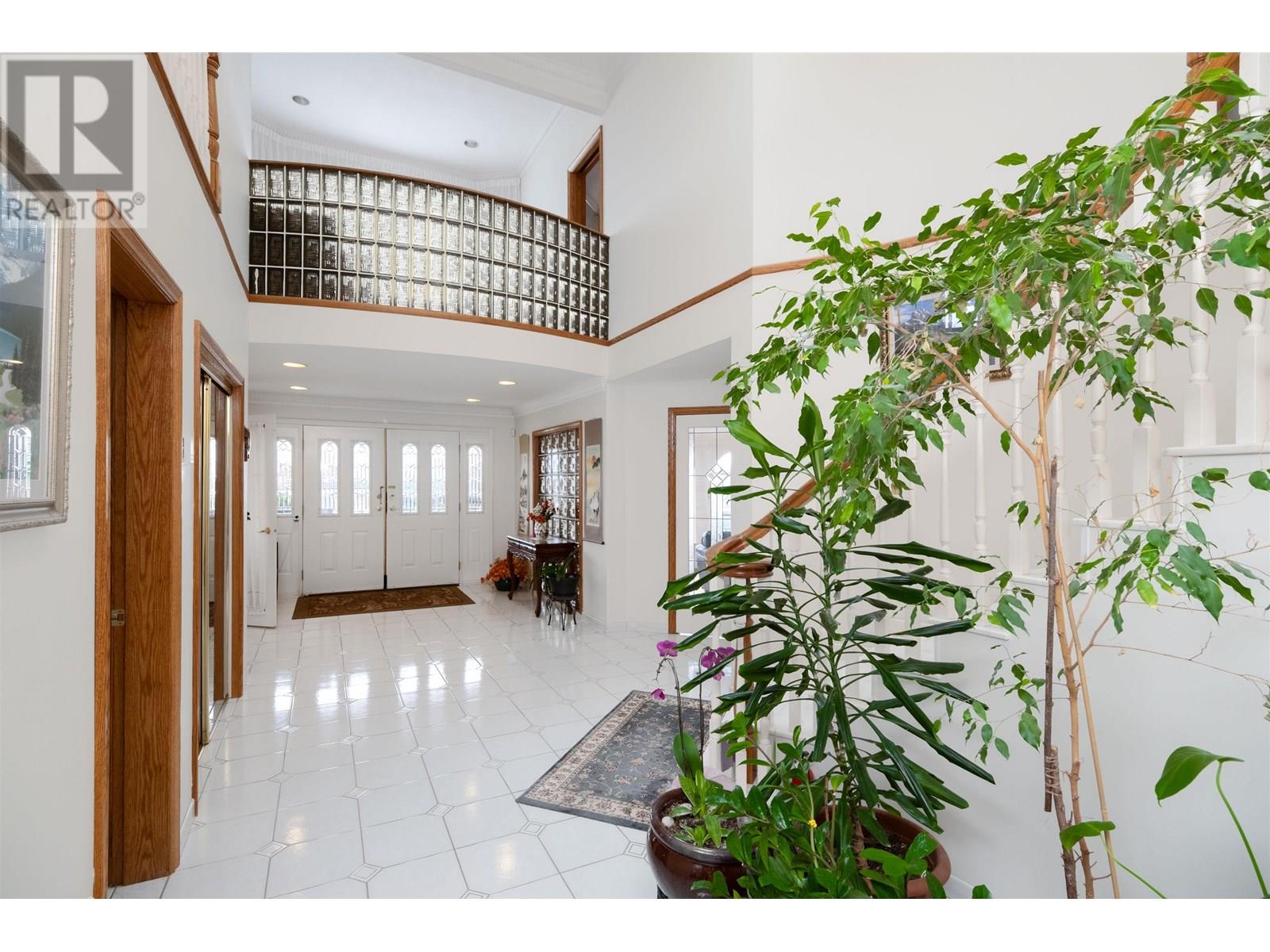 Property at 2248 SICAMOUS AVENUE image 2