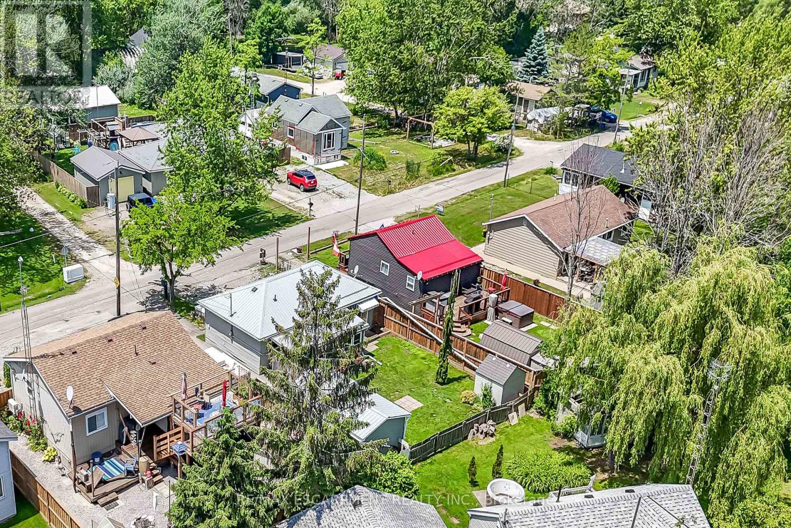 8 Witherspoon Drive, Haldimand, Ontario  N0A 1L0 - Photo 44 - X12245886