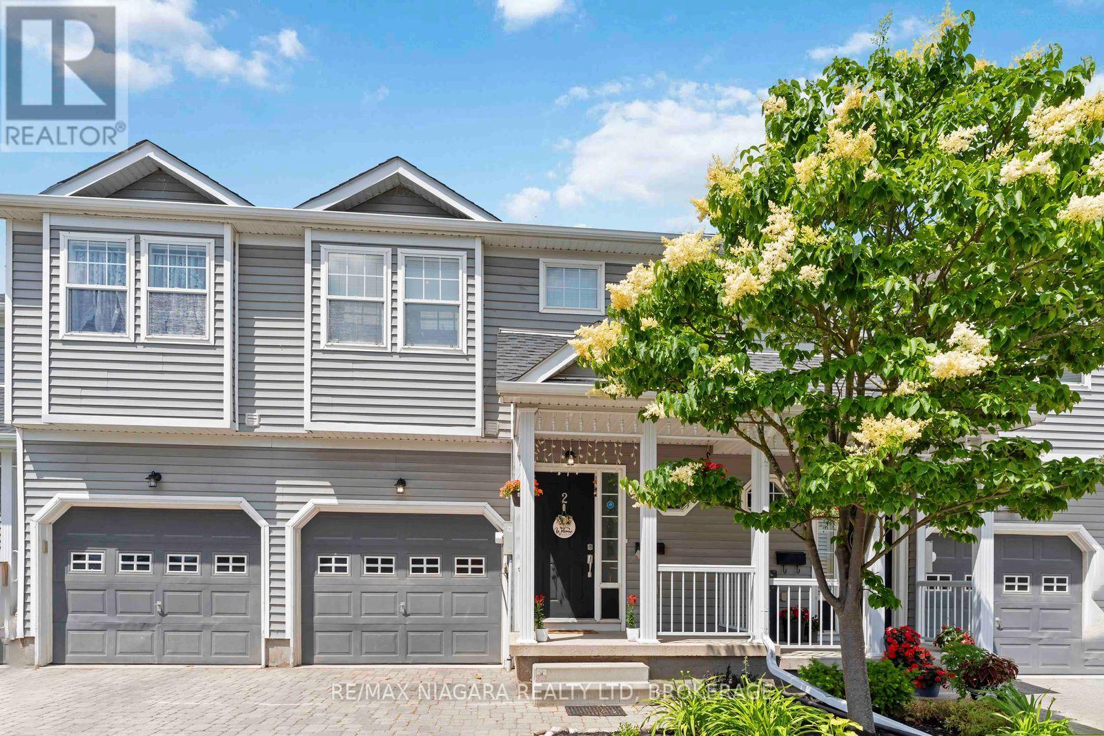 Property at 2 - 9 LAKESHORE ROAD image 1