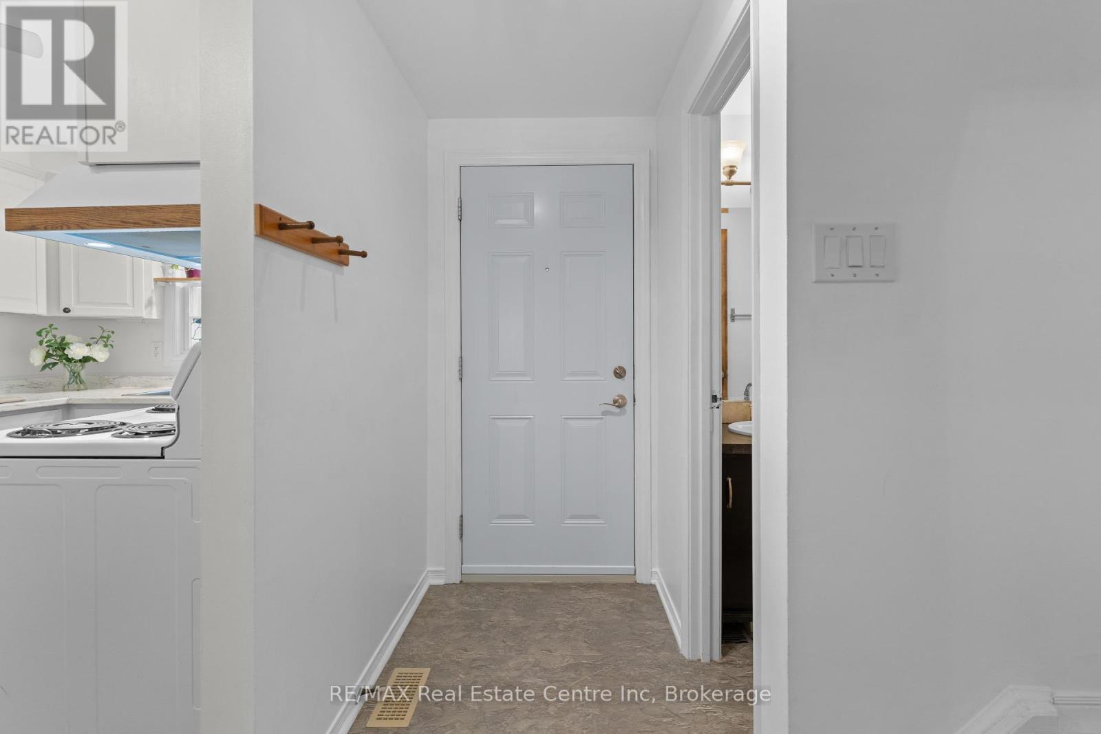 Property at 28 - 383 EDINBURGH ROAD S image 4