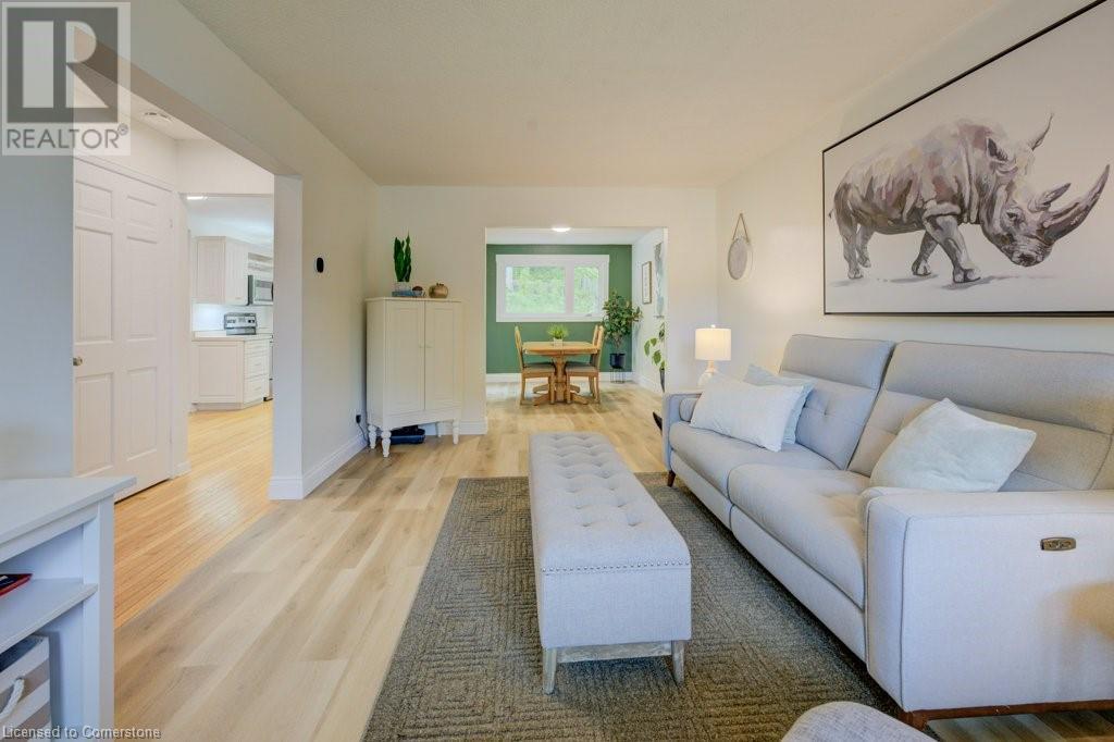 Property at 57 ROYAL ORCHARD Drive image 5