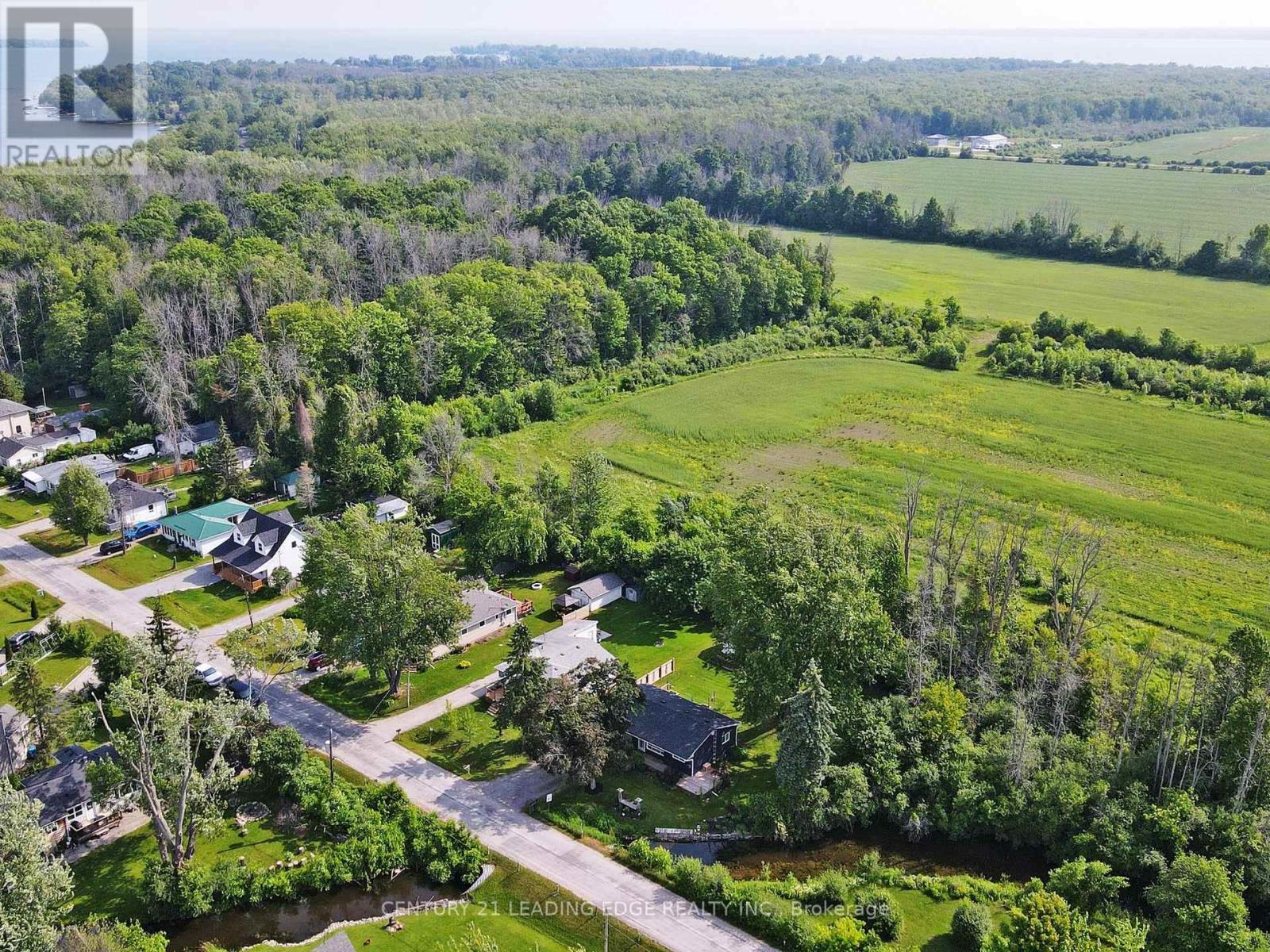 27 Isle Vista Drive, Georgina, Ontario  L0E 1N0 - Photo 48 - N12245840