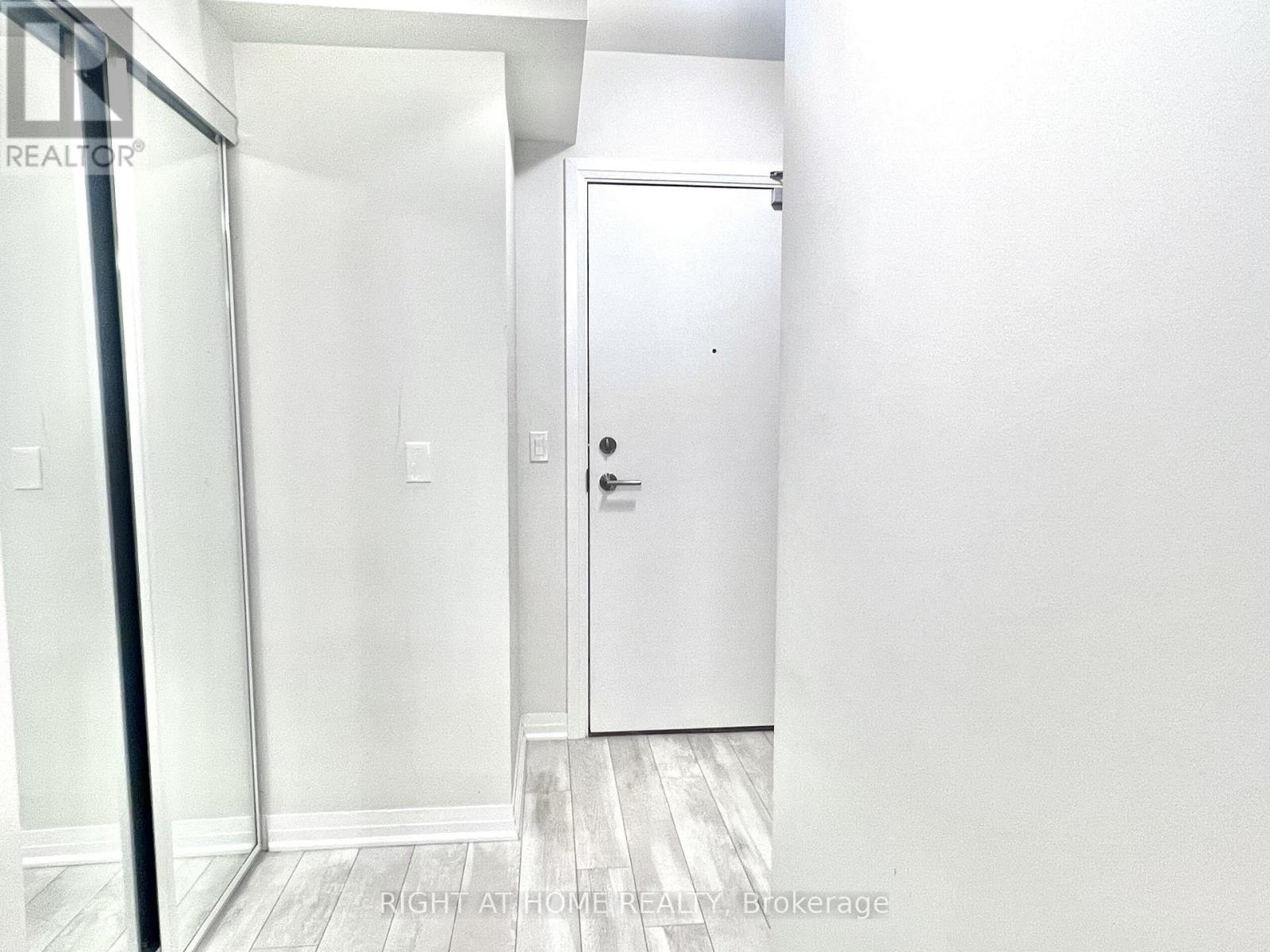 202 - 1630 Queen Street E, Toronto, Ontario  M4L 0B3 - Photo 12 - E12245904