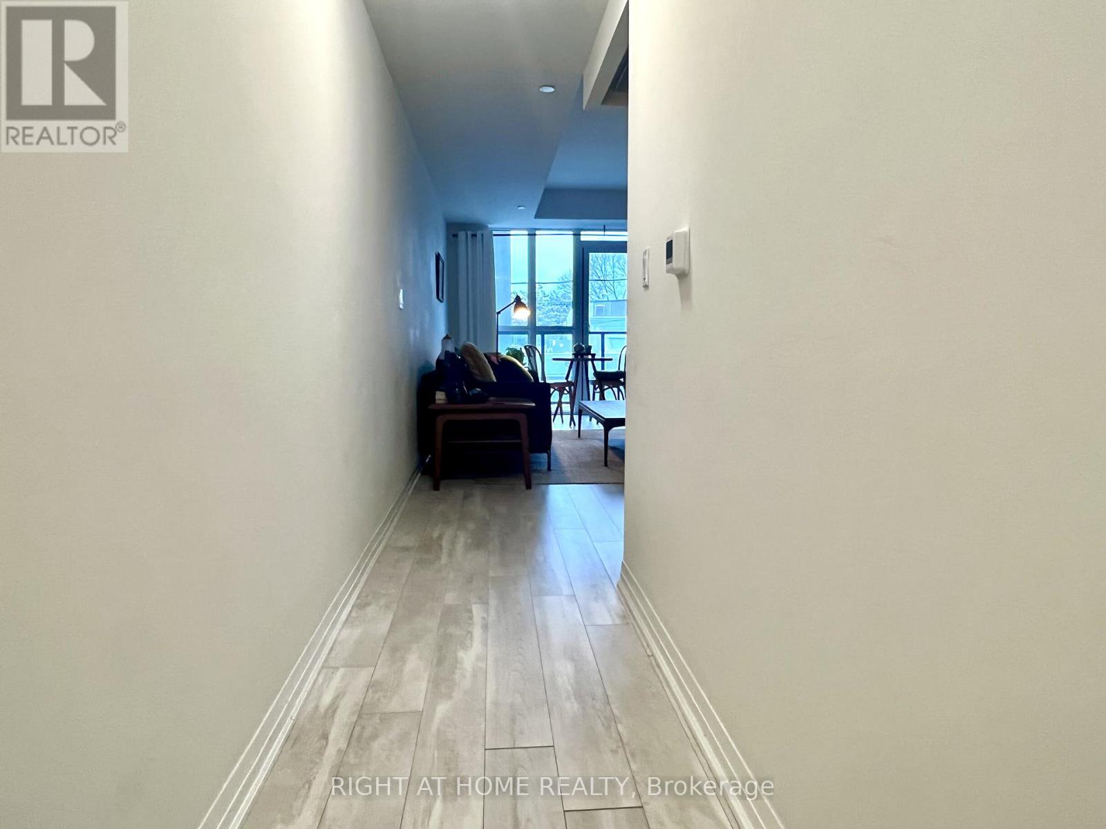 202 - 1630 Queen Street E, Toronto, Ontario  M4L 0B3 - Photo 13 - E12245904