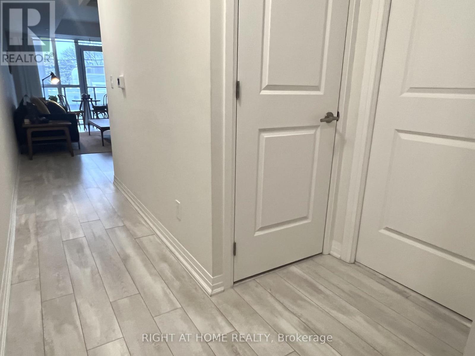 202 - 1630 Queen Street E, Toronto, Ontario  M4L 0B3 - Photo 14 - E12245904