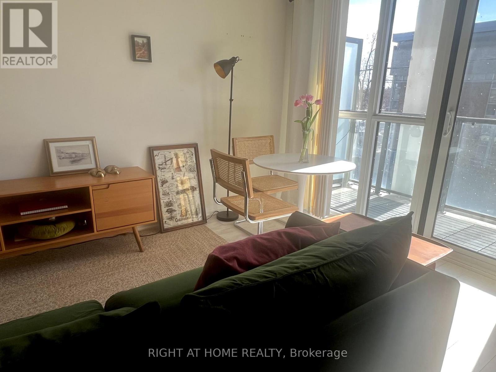 202 - 1630 Queen Street E, Toronto, Ontario  M4L 0B3 - Photo 5 - E12245904