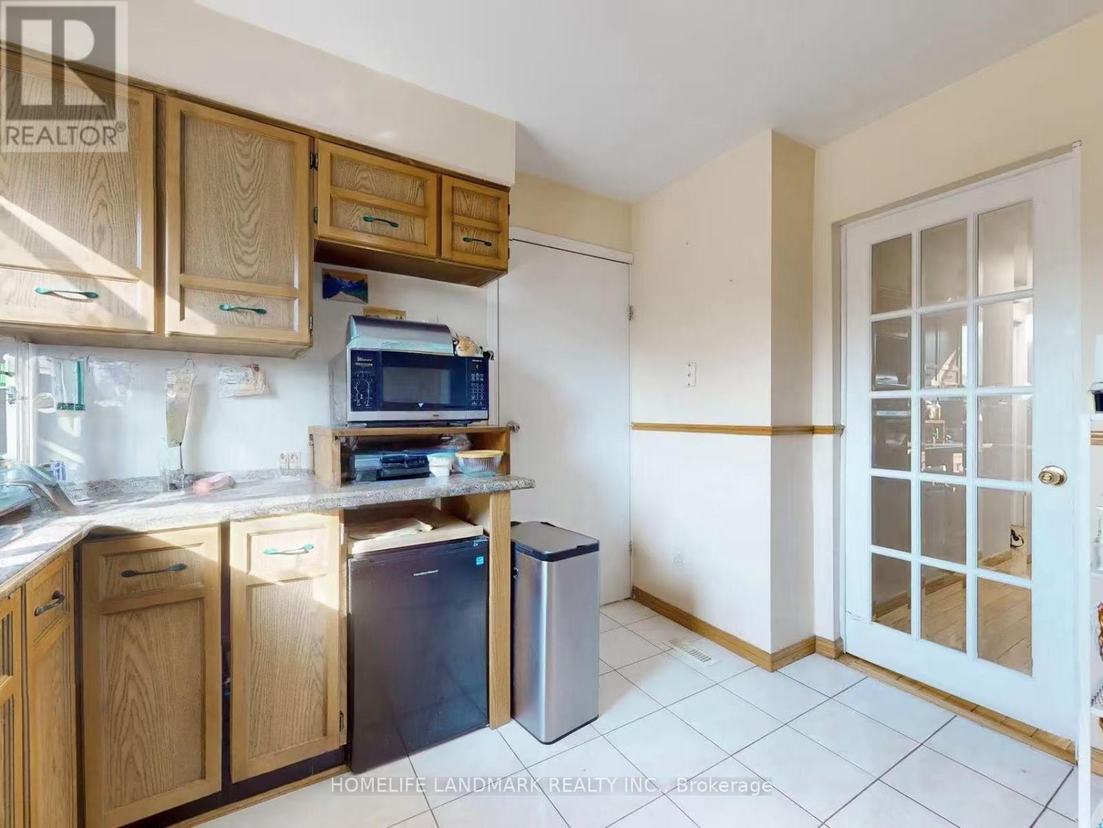 138 - 3175 Kirwin Avenue, Mississauga, Ontario  L5A 3M4 - Photo 11 - W12225406