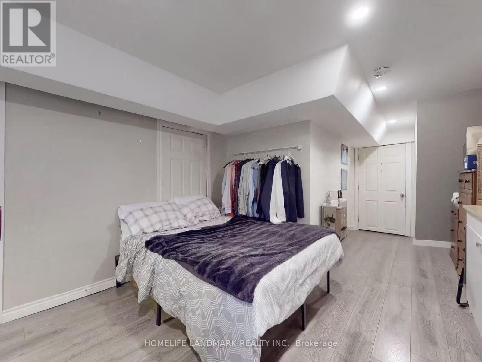 138 - 3175 Kirwin Avenue, Mississauga, Ontario  L5A 3M4 - Photo 26 - W12225406