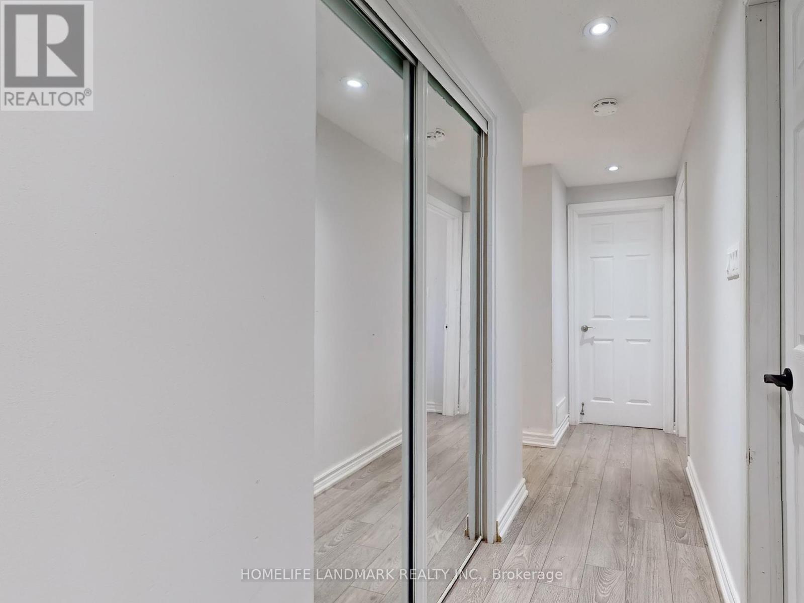 138 - 3175 Kirwin Avenue, Mississauga, Ontario  L5A 3M4 - Photo 17 - W12225406