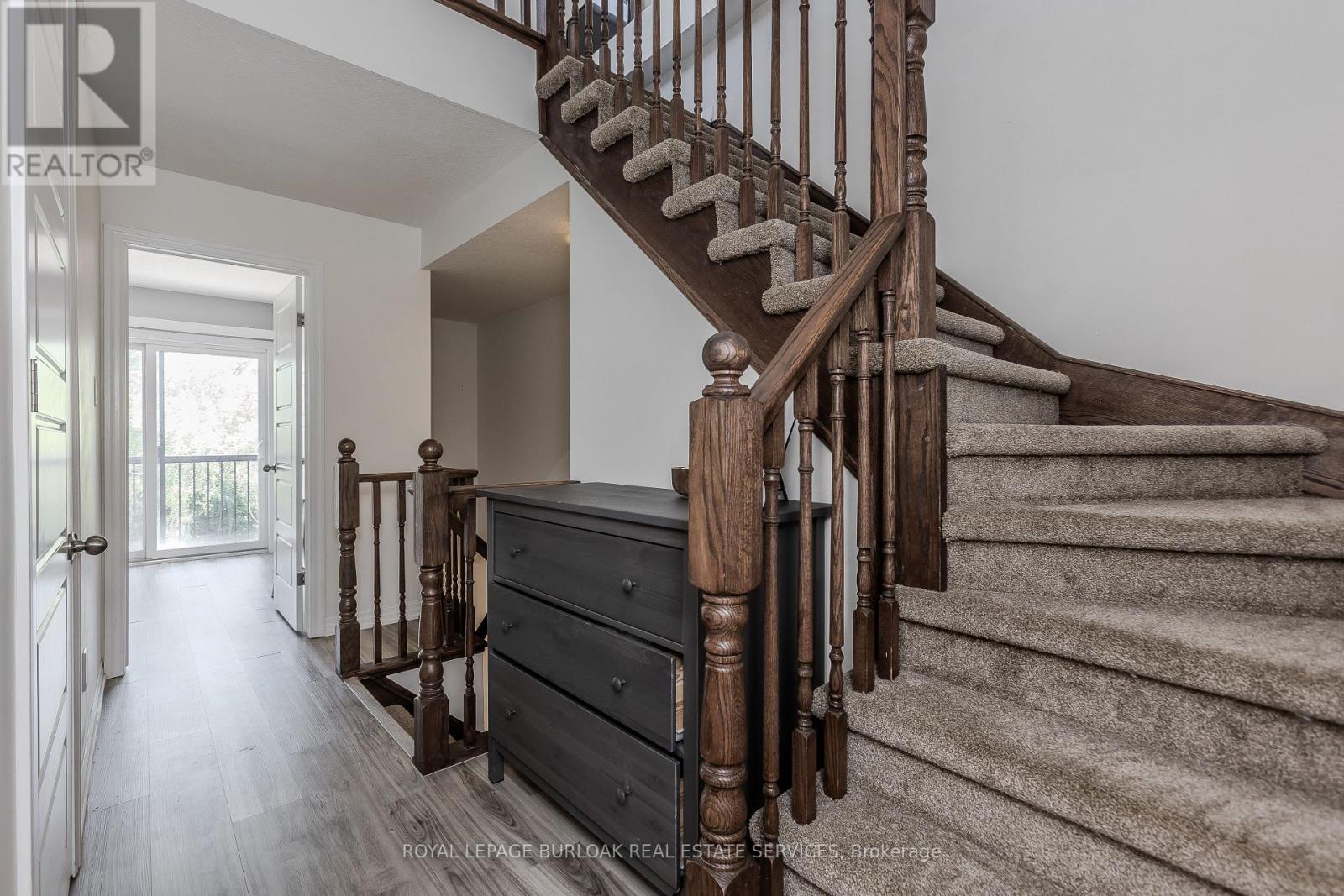 46 - 70 Plains Road W, Burlington (Bayview), Ontario  L7T 0B6 - Photo 15 - W12245905