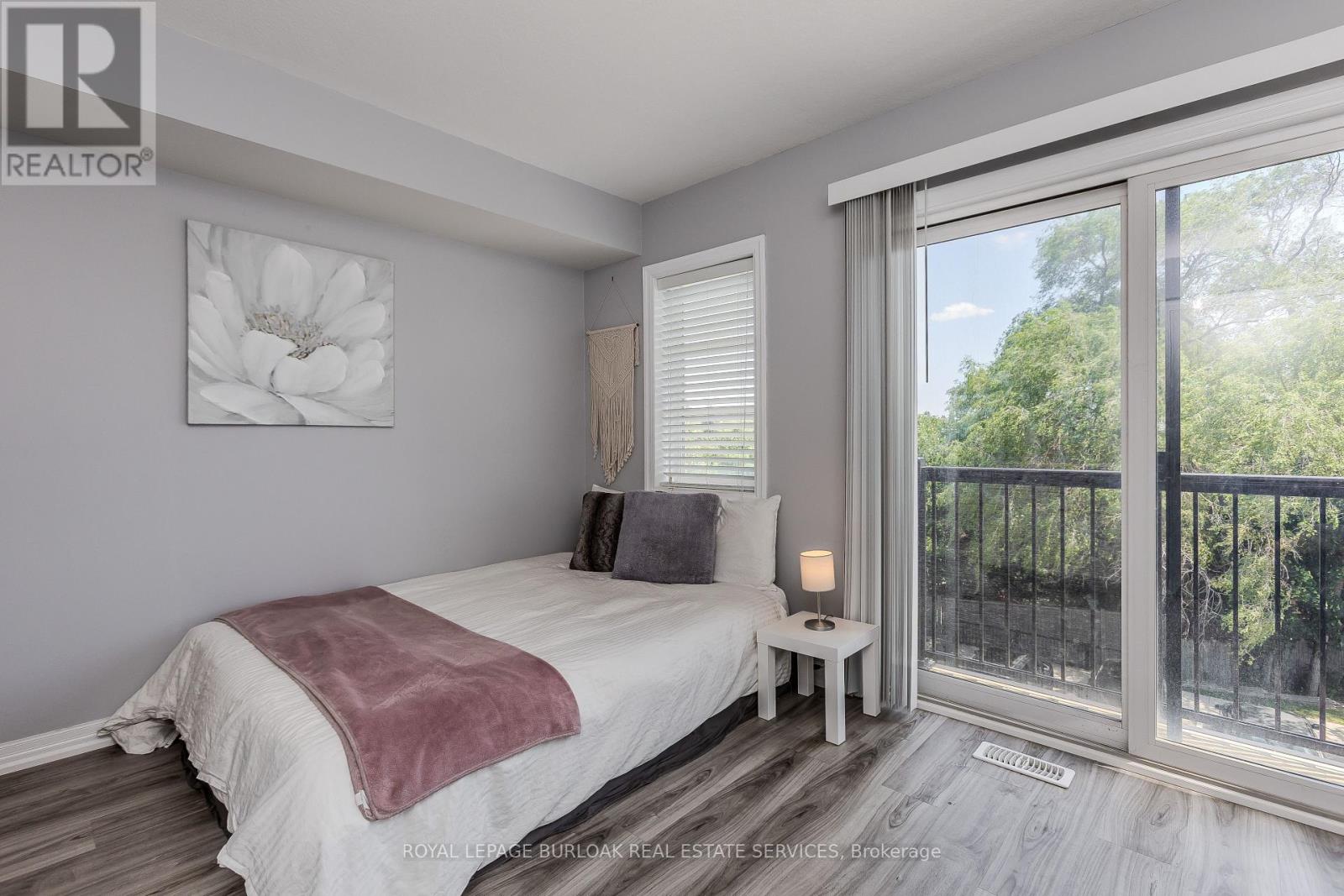 46 - 70 Plains Road W, Burlington (Bayview), Ontario  L7T 0B6 - Photo 16 - W12245905