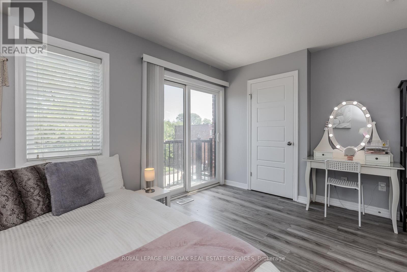 46 - 70 Plains Road W, Burlington (Bayview), Ontario  L7T 0B6 - Photo 18 - W12245905