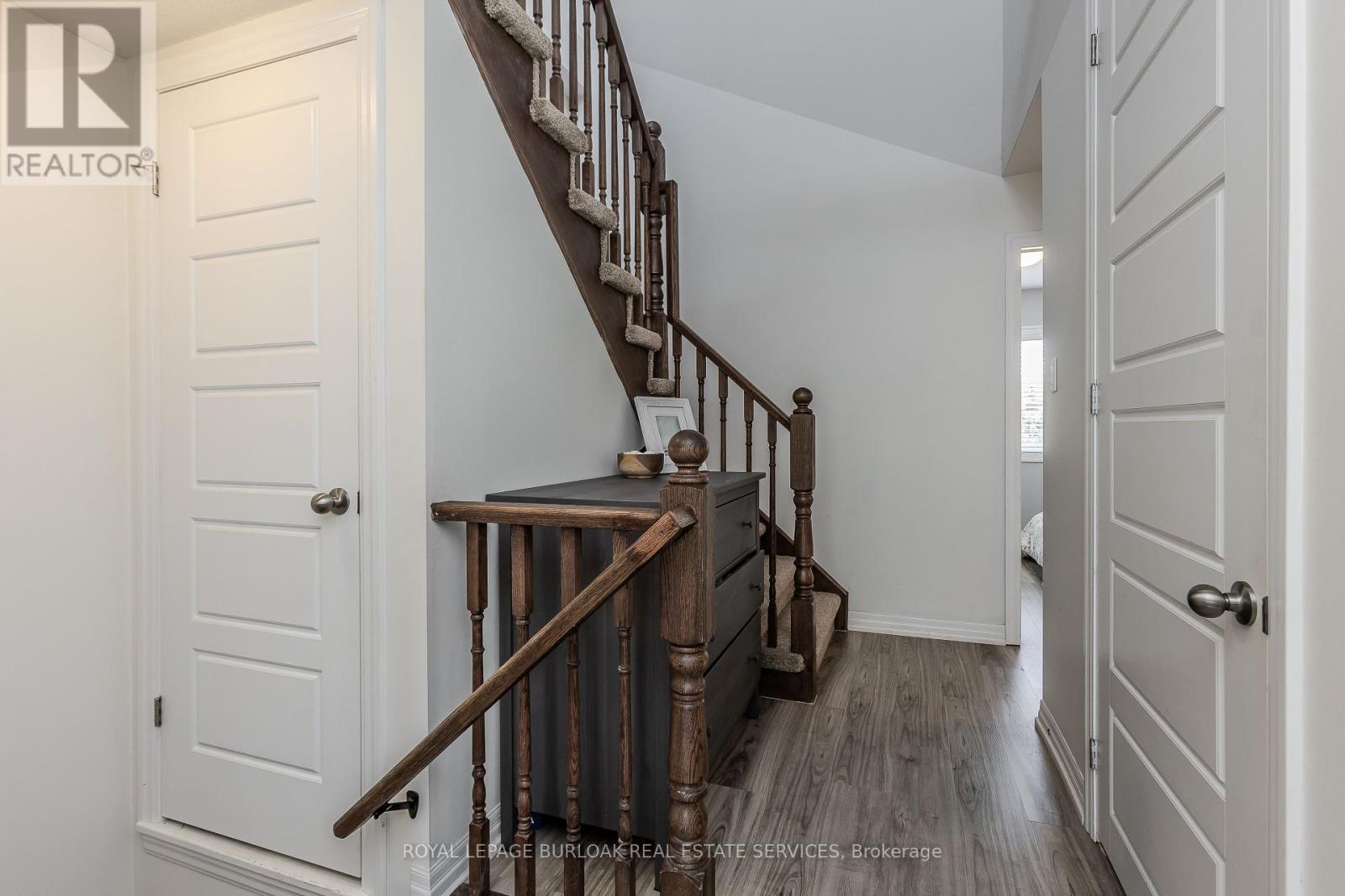 46 - 70 Plains Road W, Burlington (Bayview), Ontario  L7T 0B6 - Photo 20 - W12245905