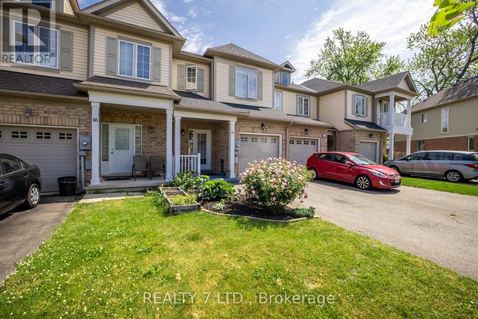Property at 14 CHLOE STREET image 1