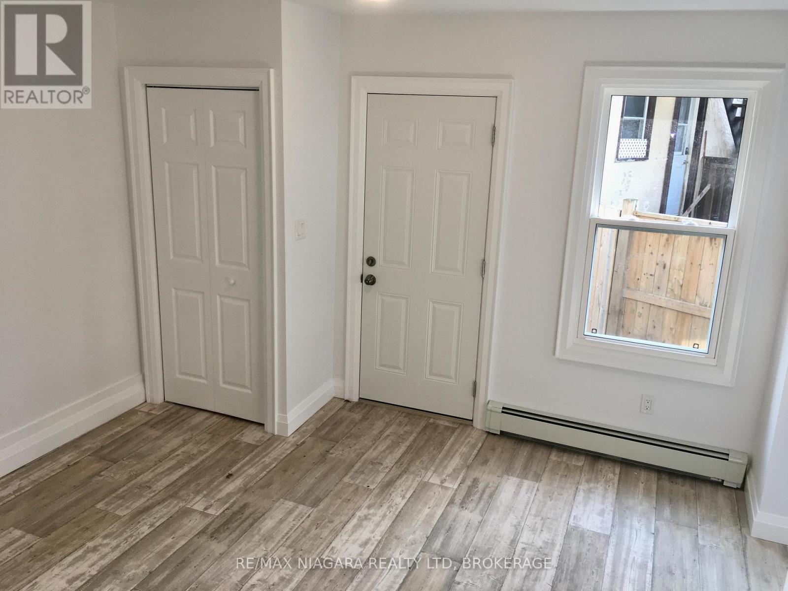 Rear Unit - 163 Welland Avenue, St. Catharines (Downtown), Ontario  L2R 2N9 - Photo 10 - X12245949