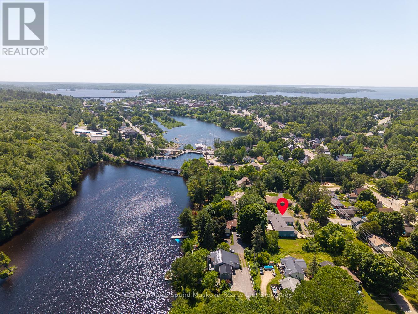 9 Addie Street, Parry Sound, Ontario  P2A 2J9 - Photo 2 - X12245963