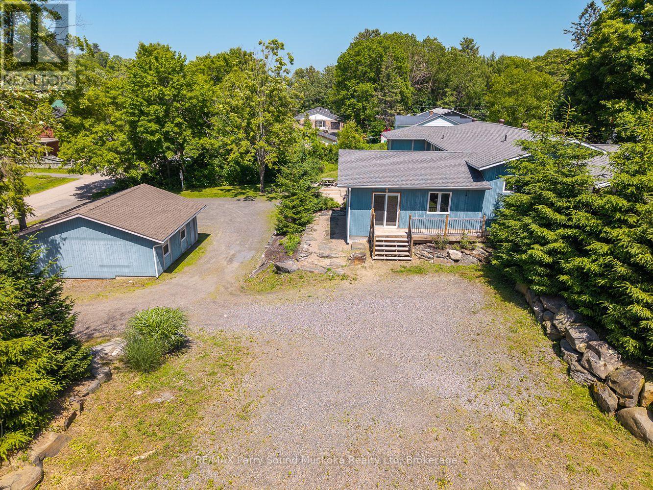 9 Addie Street, Parry Sound, Ontario  P2A 2J9 - Photo 9 - X12245963