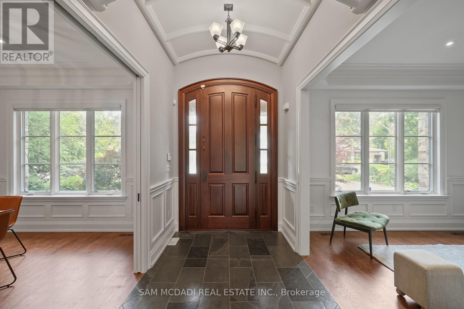 Property at 190 MAPLEWOOD ROAD image 4