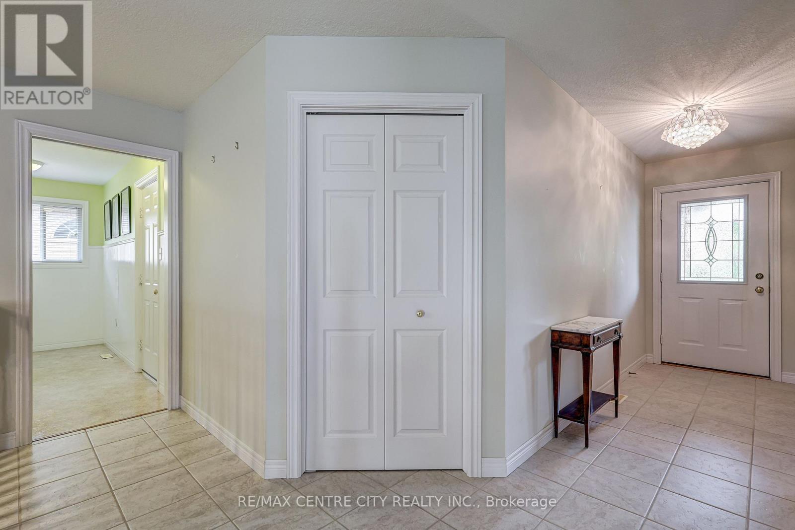 29 Hickory Lane, St. Thomas, Ontario  N5R 6K9 - Photo 29 - X12245977