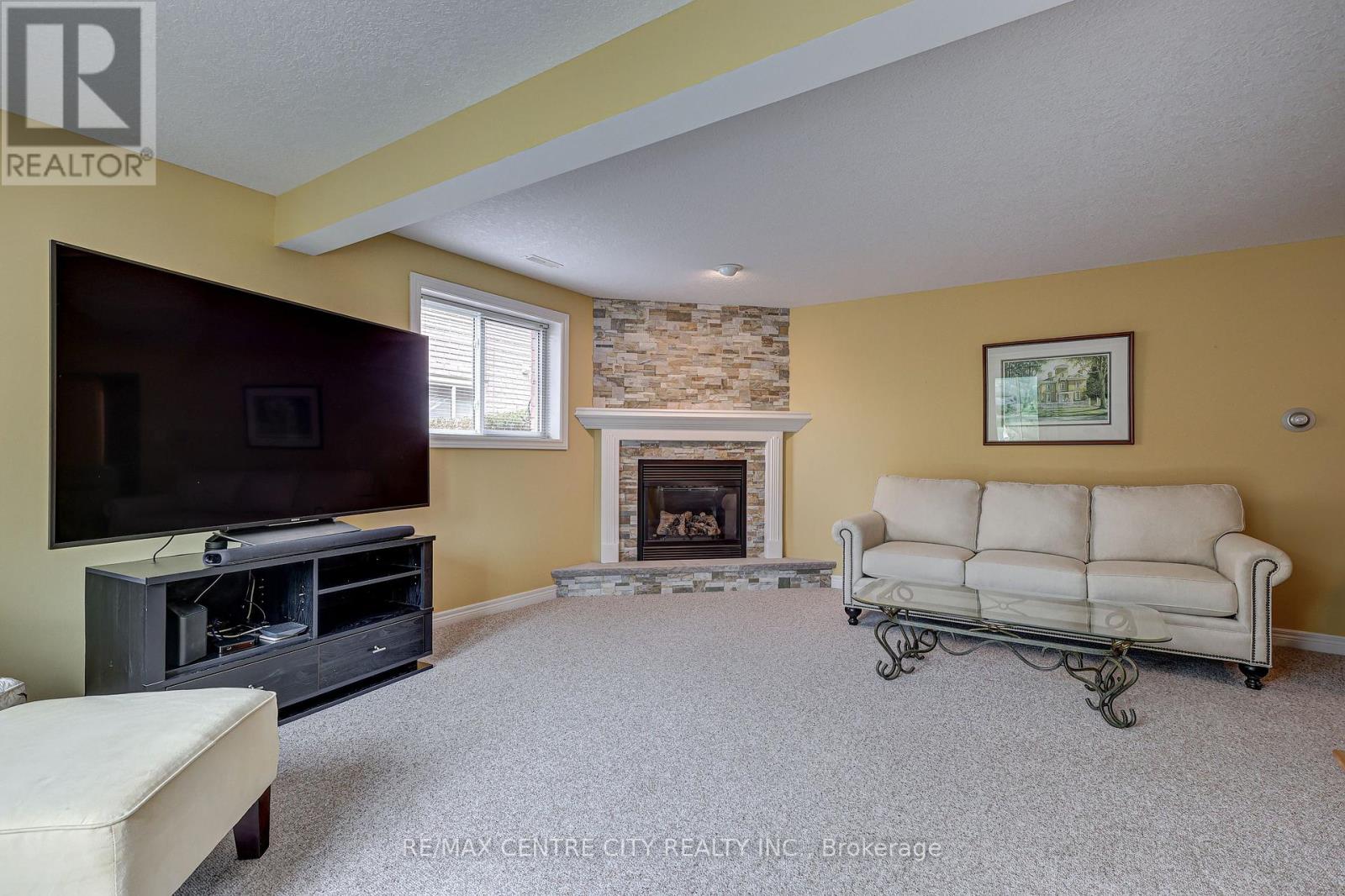 29 Hickory Lane, St. Thomas, Ontario  N5R 6K9 - Photo 32 - X12245977