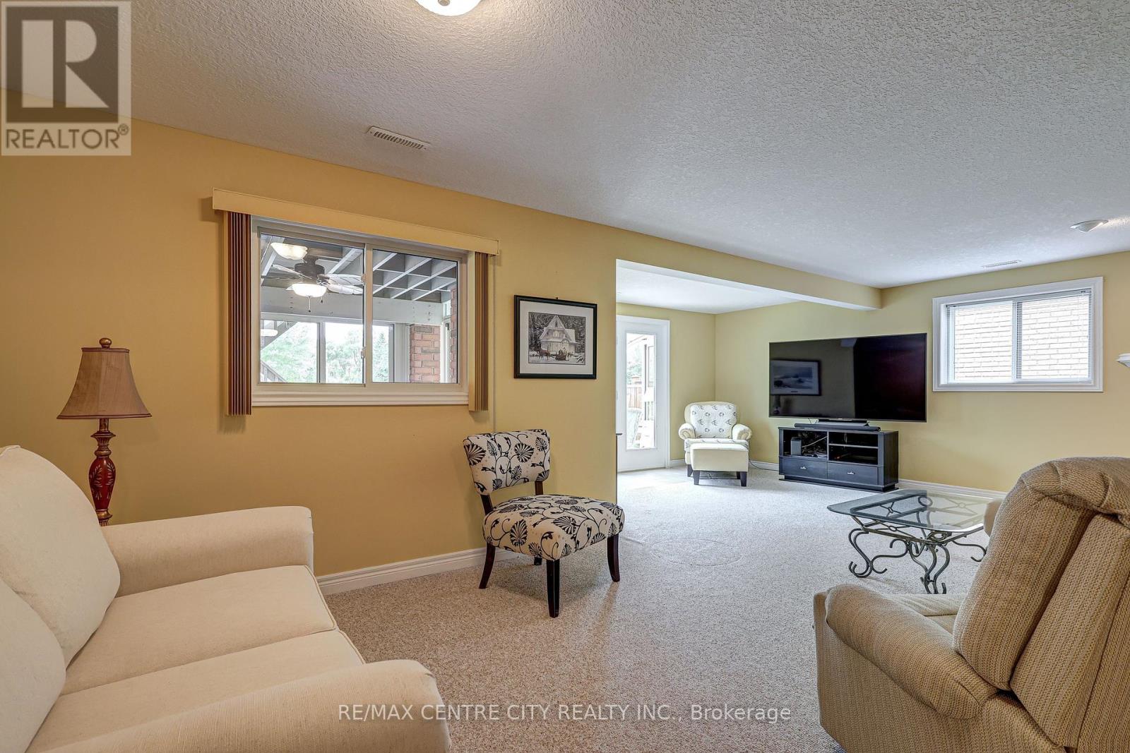 29 Hickory Lane, St. Thomas, Ontario  N5R 6K9 - Photo 35 - X12245977