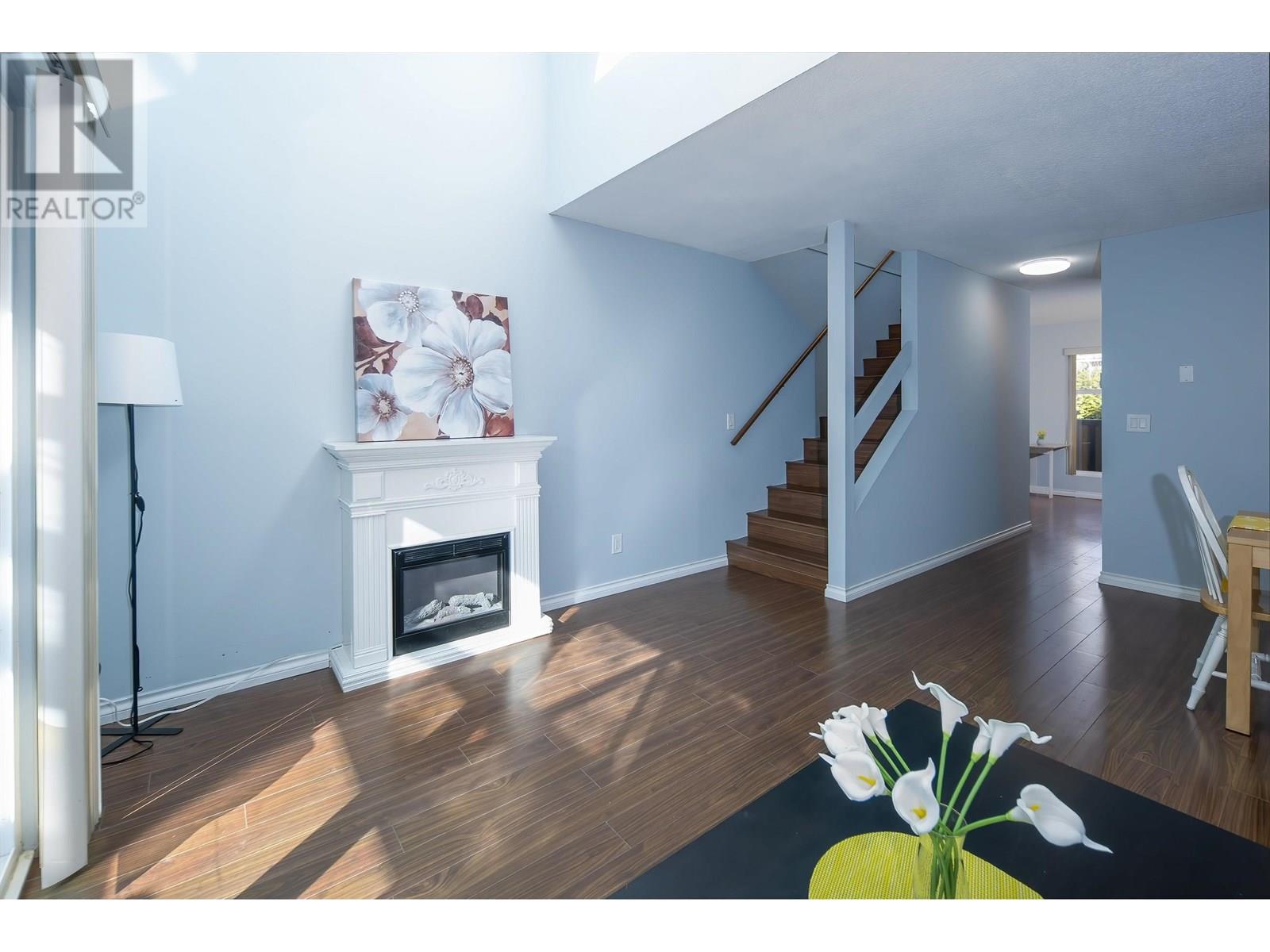 3 6831 COONEY ROAD, Richmond