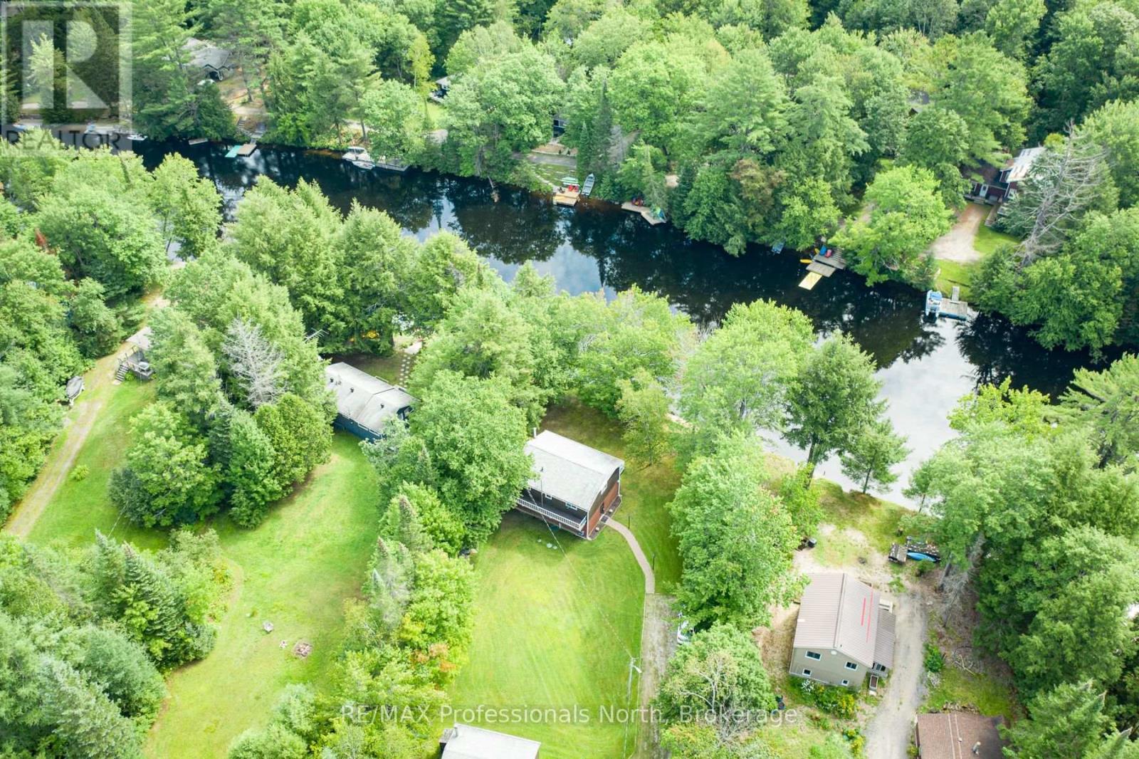 Property at 1074 HOLIDAY PARK DRIVE image 1