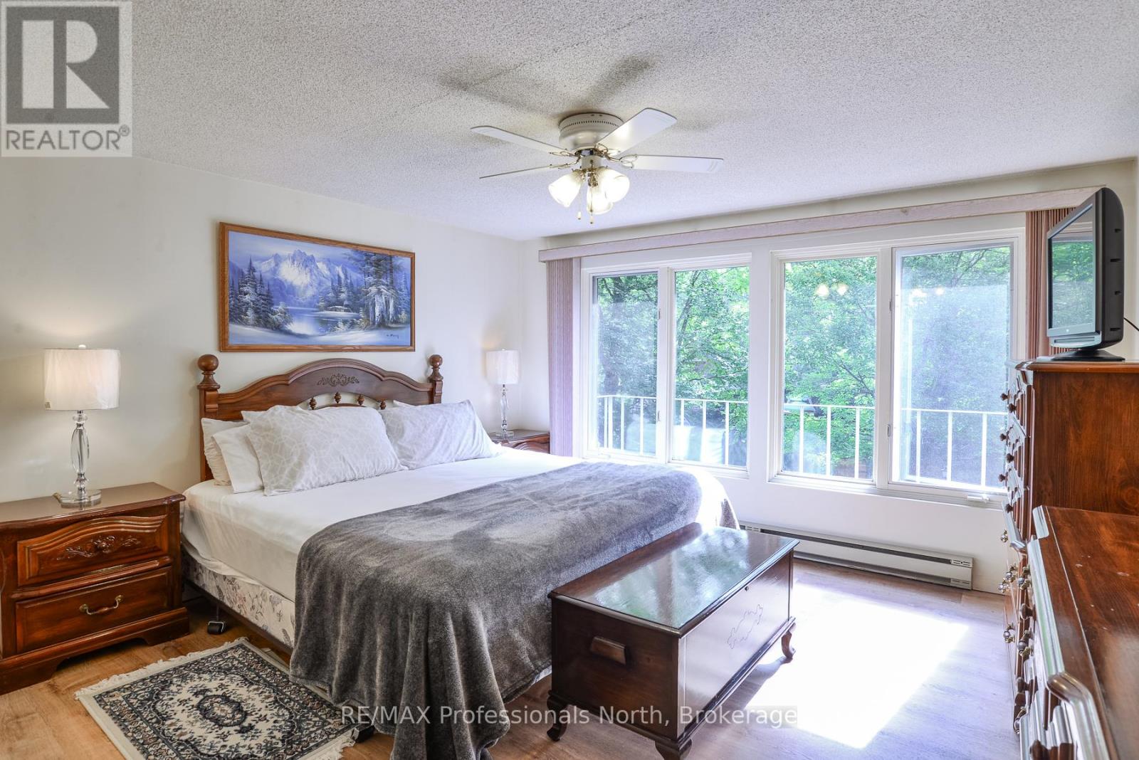 1074 Holiday Park Drive, Bracebridge, Ontario  P1L 1W9 - Photo 10 - X12245991