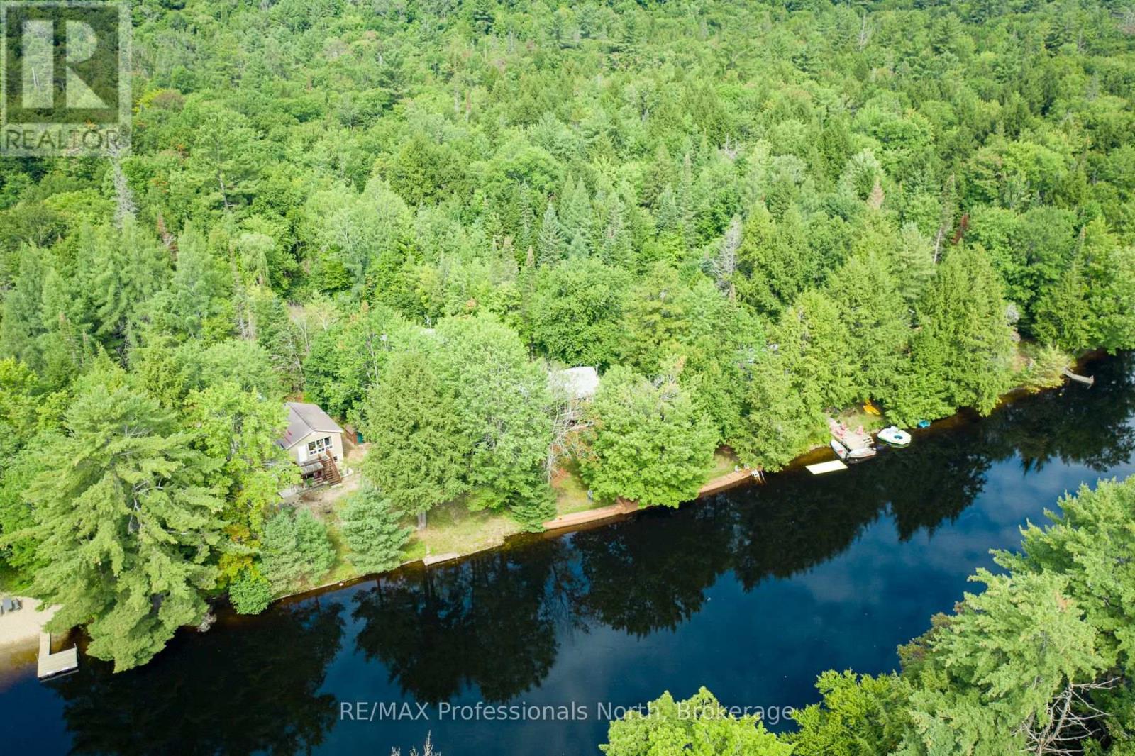 Property at 1074 HOLIDAY PARK DRIVE image 3
