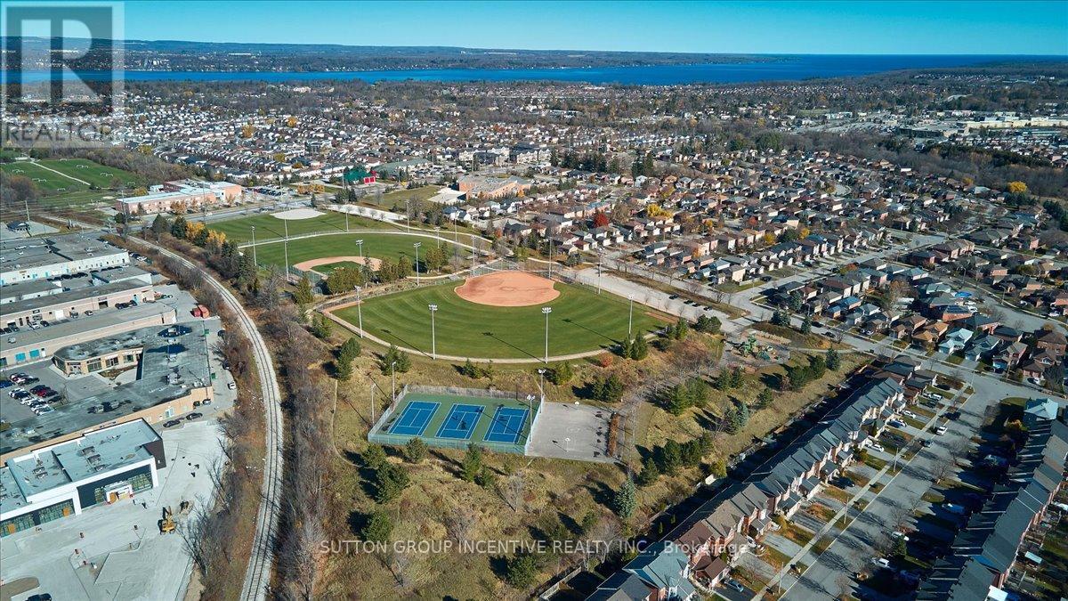 392 Big Bay Point Road, Barrie, Ontario  L4N 8A2 - Photo 25 - S12243468