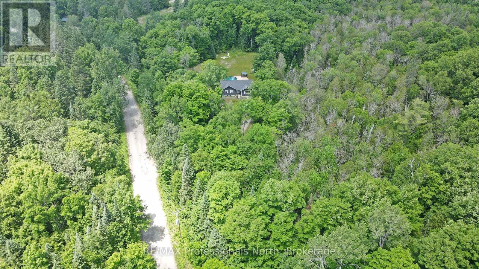 1979 Blairhampton Road, Minden Hills (Minden), Ontario  K0M 2K0 - Photo 4 - X12245996