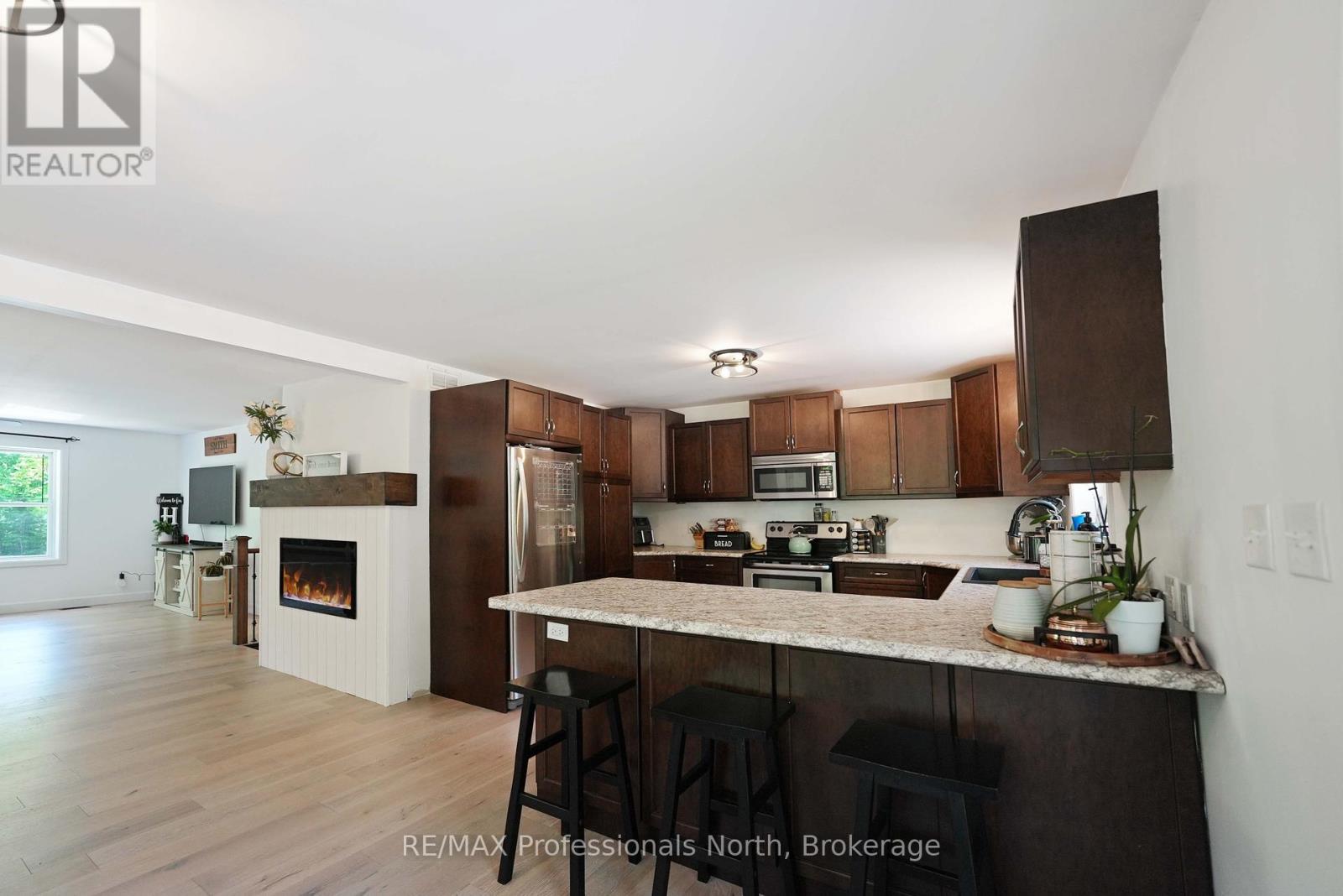 1979 Blairhampton Road, Minden Hills (Minden), Ontario  K0M 2K0 - Photo 41 - X12245996