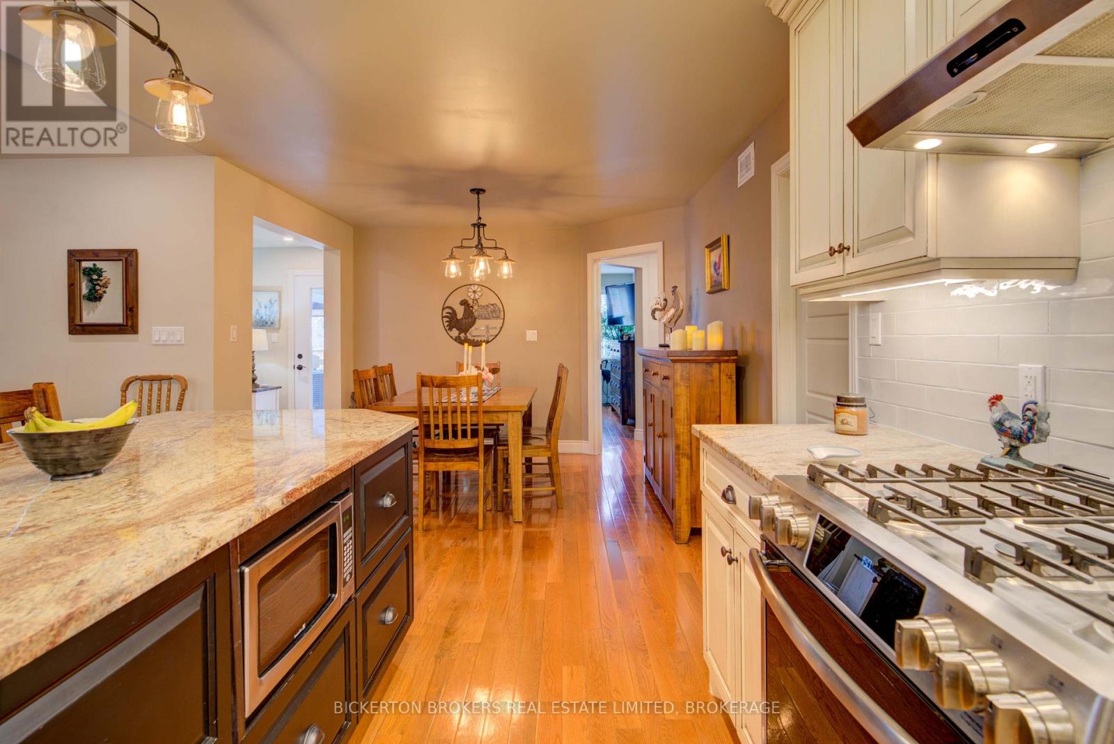 1086 Prince Street, Lansdowne Village, Ontario  K0E 1L0 - Photo 19 - X12246013
