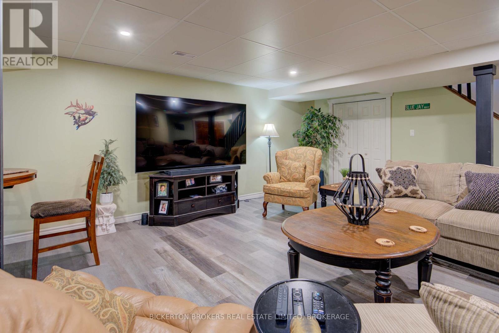 1086 Prince Street, Lansdowne Village, Ontario  K0E 1L0 - Photo 34 - X12246013