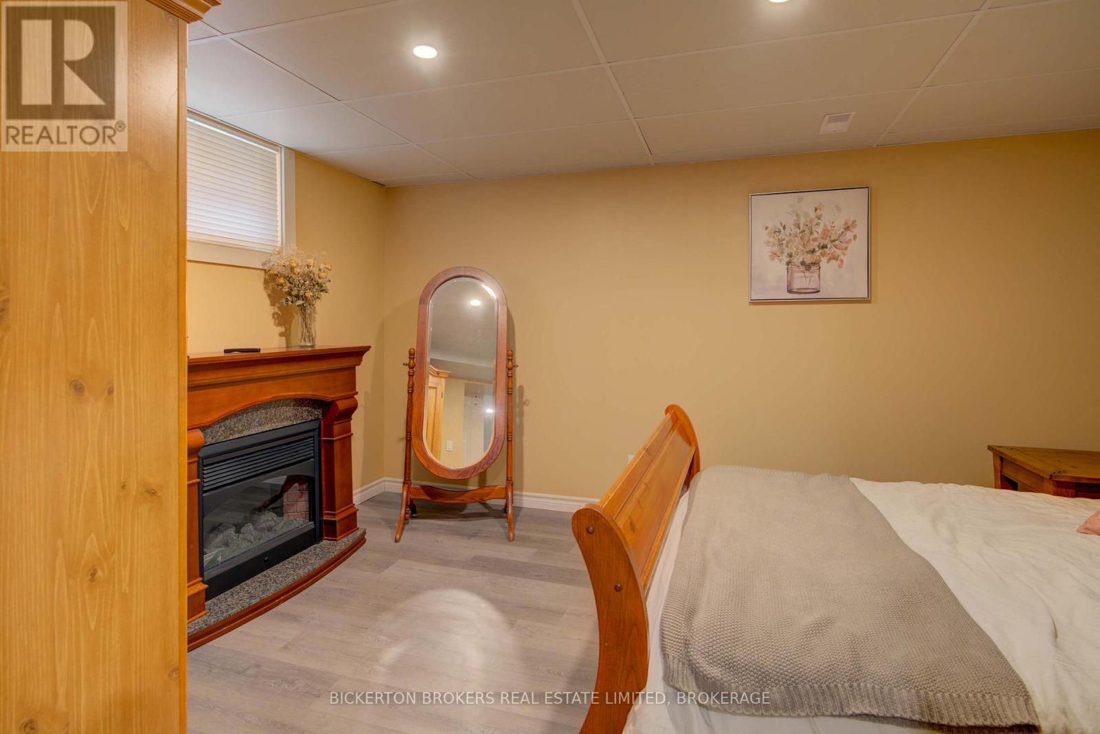 1086 Prince Street, Lansdowne Village, Ontario  K0E 1L0 - Photo 37 - X12246013
