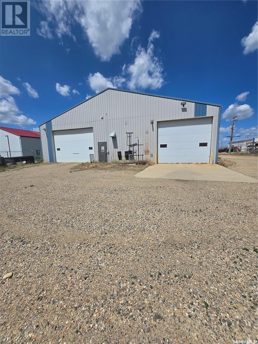 64 Devonian Street, Estevan, Saskatchewan  S4A 2A4 - Photo 5 - SK010820
