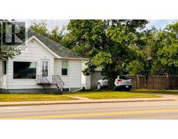 111 7th Avenue W