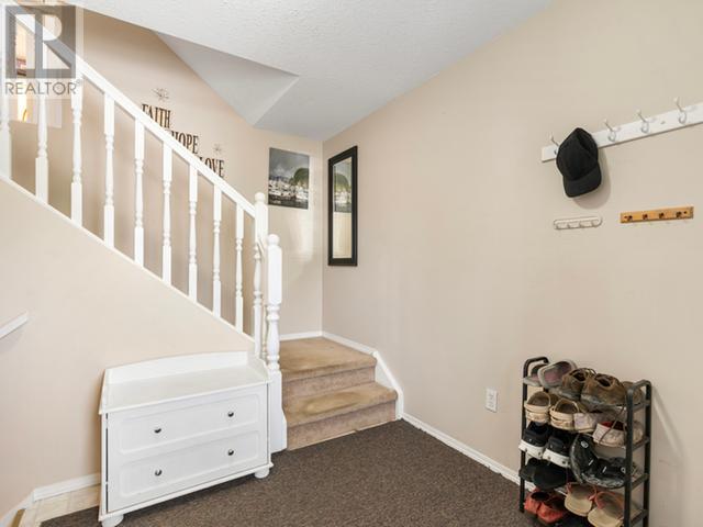 Property at 11 GARNET CRESCENT image 4