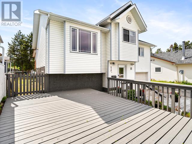Property at 11 GARNET CRESCENT image 2