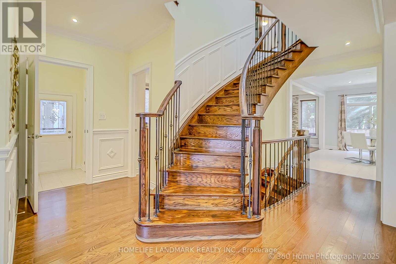 Property at 1432 SANDHURST CRESCENT image 5