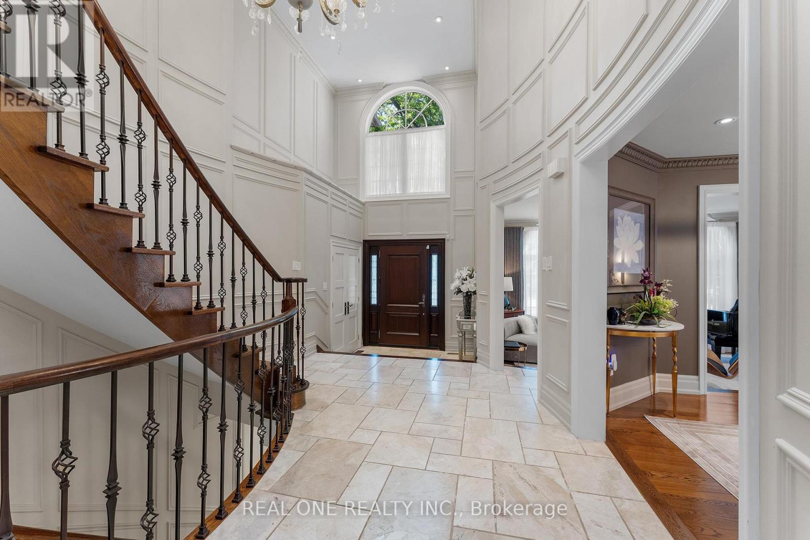 Property at 111 CARTWRIGHT BOULEVARD image 3