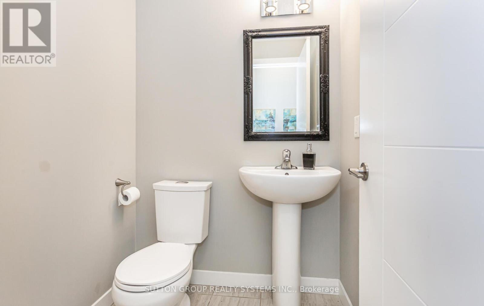 917 Robert Ferrie Drive, Kitchener, Ontario  N2R 0P2 - Photo 17 - X12246038