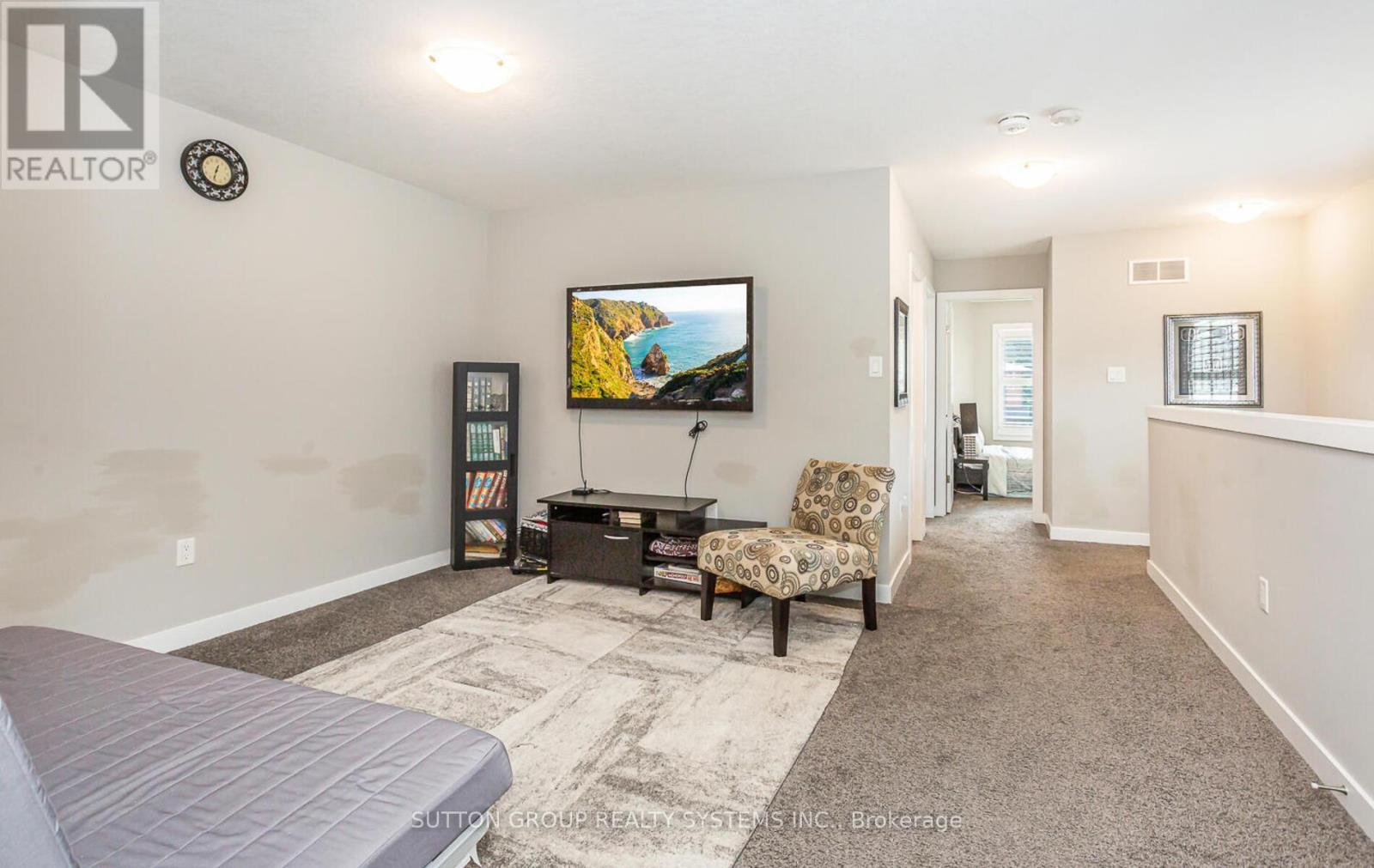 917 Robert Ferrie Drive, Kitchener, Ontario  N2R 0P2 - Photo 20 - X12246038