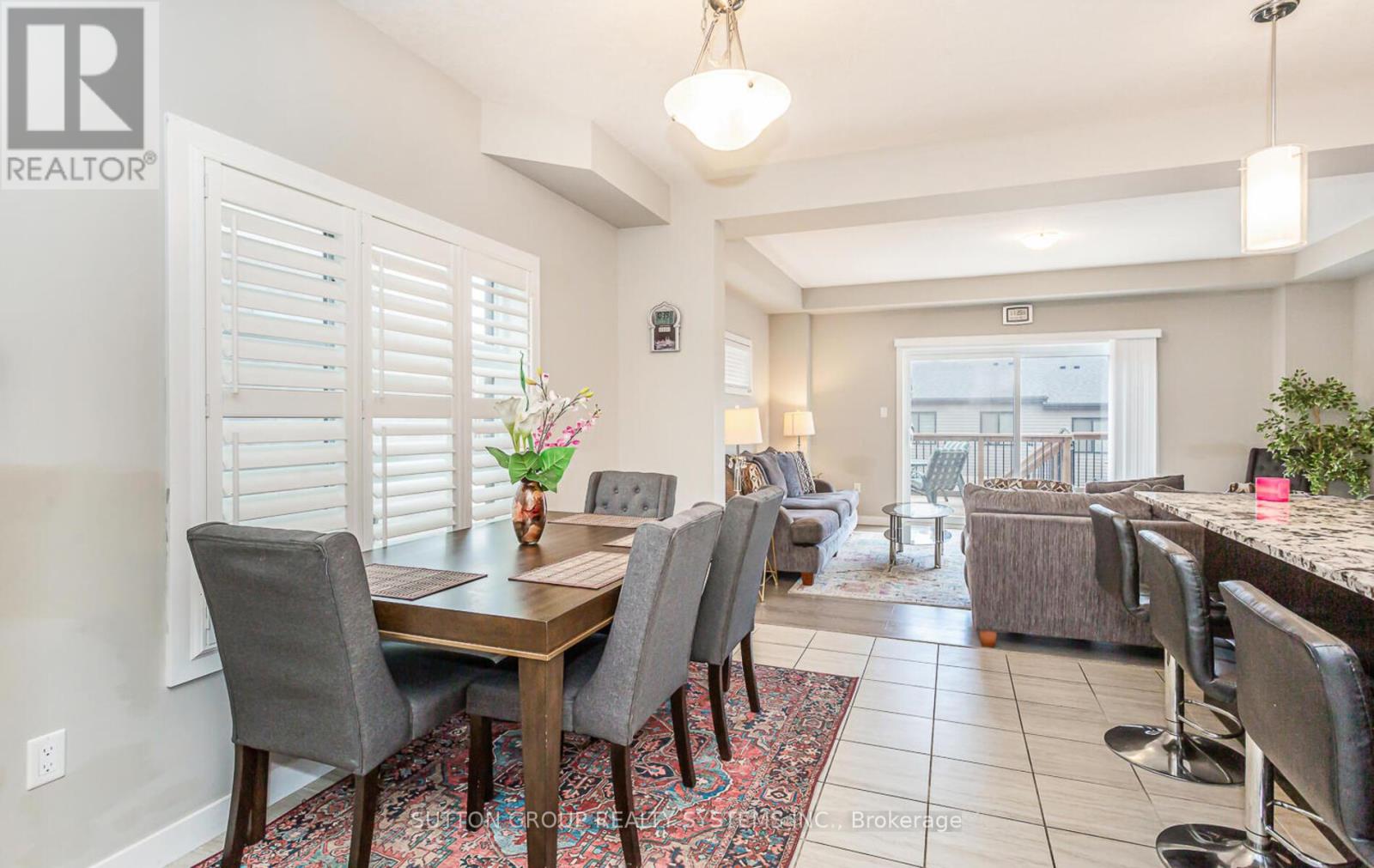 917 Robert Ferrie Drive, Kitchener, Ontario  N2R 0P2 - Photo 7 - X12246038