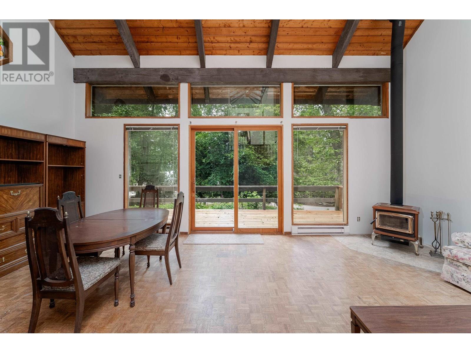 163 Spinnaker, Mayne Island, British Columbia  V0N 2J2 - Photo 3 - R3016856