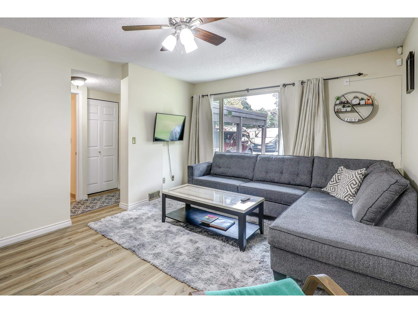 Property at 6928 134 STREET image 5