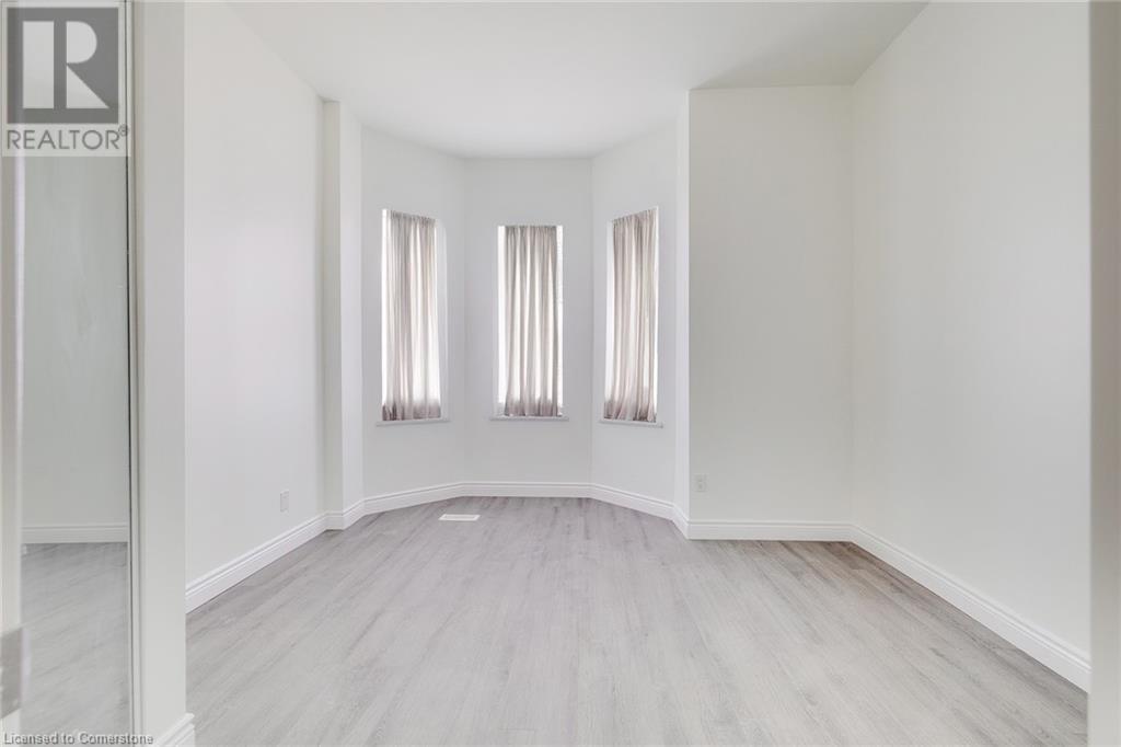 445 Hamilton Road, London, Ontario  N5Z 1S2 - Photo 12 - 40744978