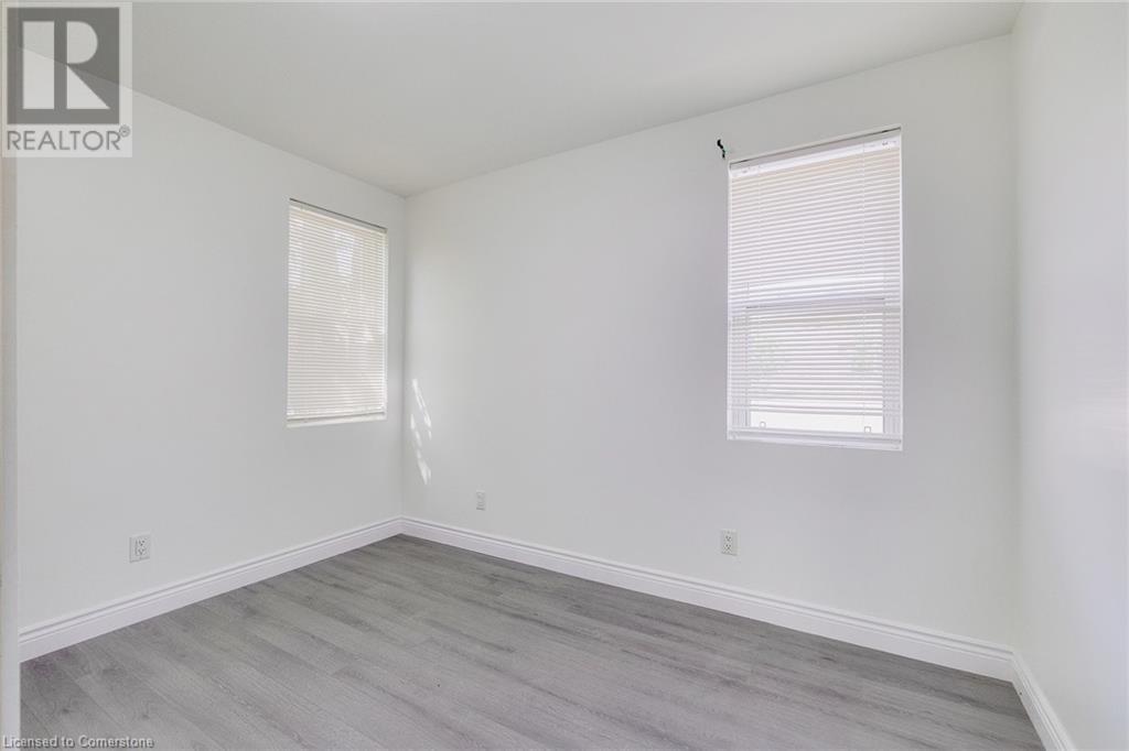445 Hamilton Road, London, Ontario  N5Z 1S2 - Photo 7 - 40744978
