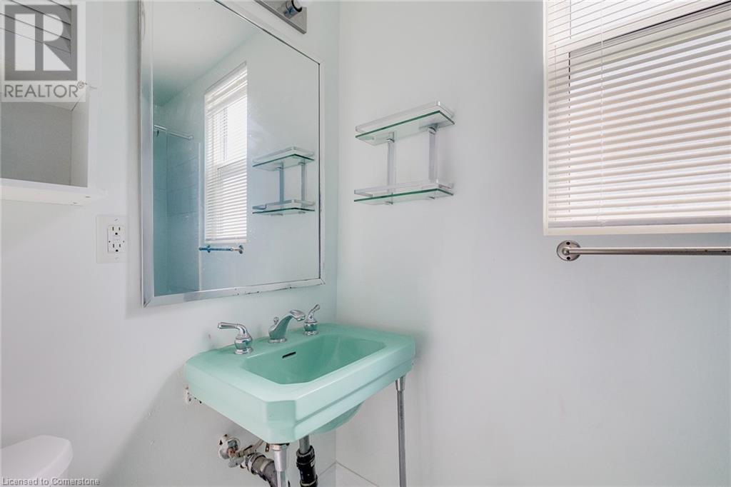445 Hamilton Road, London, Ontario  N5Z 1S2 - Photo 9 - 40744978